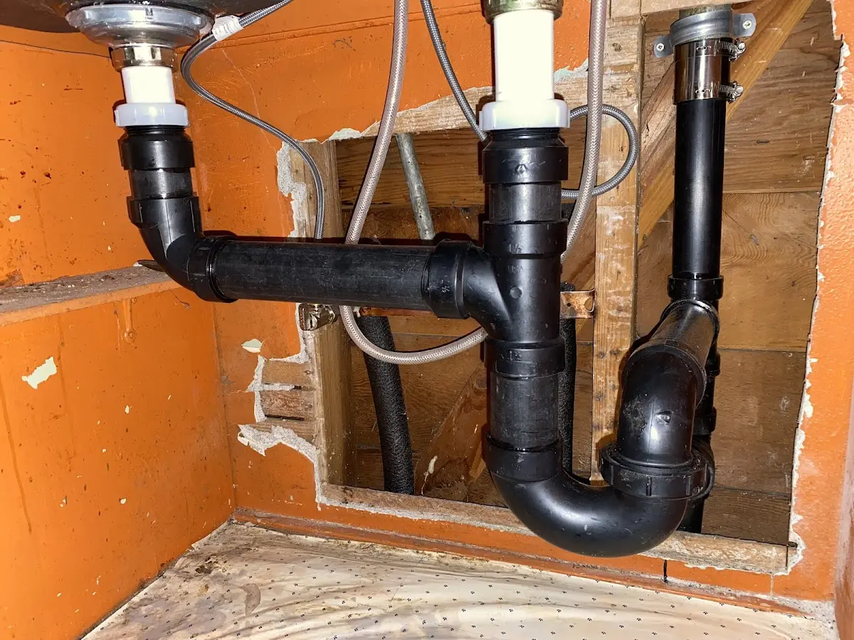Professional Pipe Bursting equipment and tools on the job in Palm River-Clair Mel